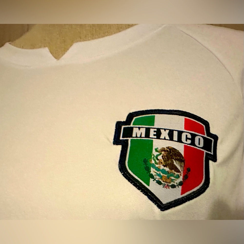 NWT Icon Sports large size jersey for Mexico in green,  white and red with flag
